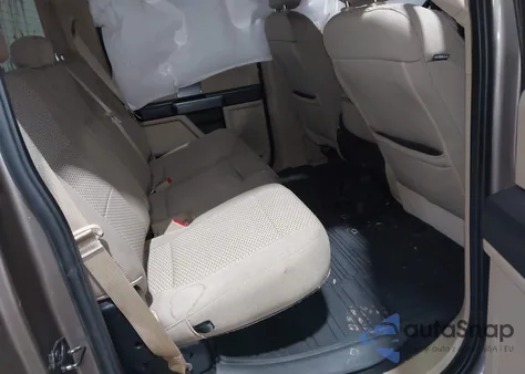 2019 Ford F-150 Xlt z USA, uszkodzony, nr VIN 1FTEW1E53KKC02420